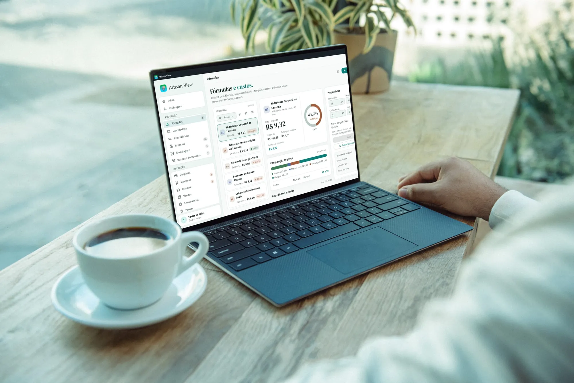 Artisan View aberto em um notebook Windows, na tela de fórmulas e custos
